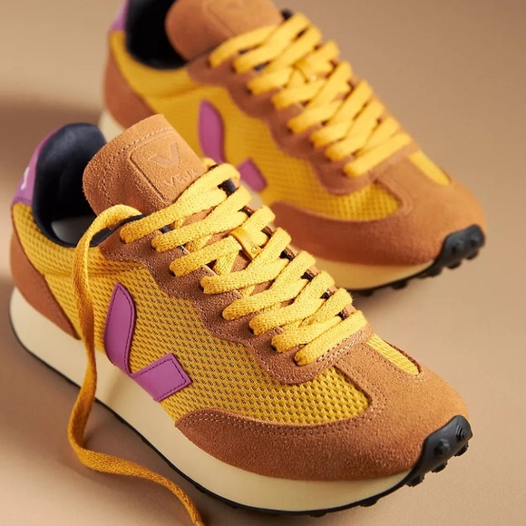 Veja Rio Branco Women's Yellow and Purple Sneakers NWOT - Picture 2 of 2